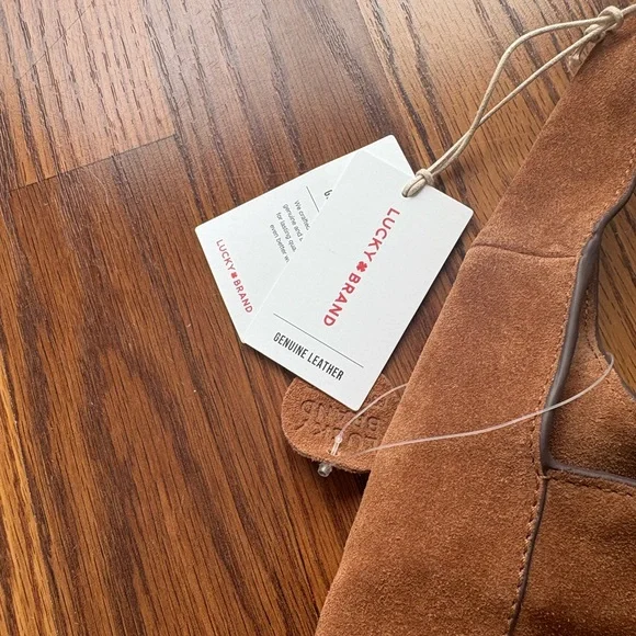Lucky Brand Classic Brown Suede Shoulder Bag NWT - Picture 3 of 11